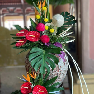 Bình hoa bàn gia tiên 01765