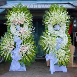 Kệ hoa viếng 62584