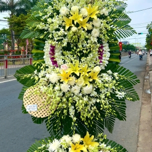 KỆ HOA VIẾNG 88934