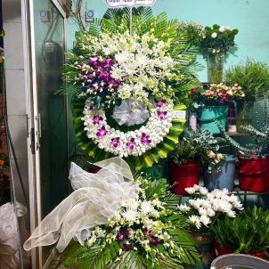 KỆ HOA VIẾNG 33412