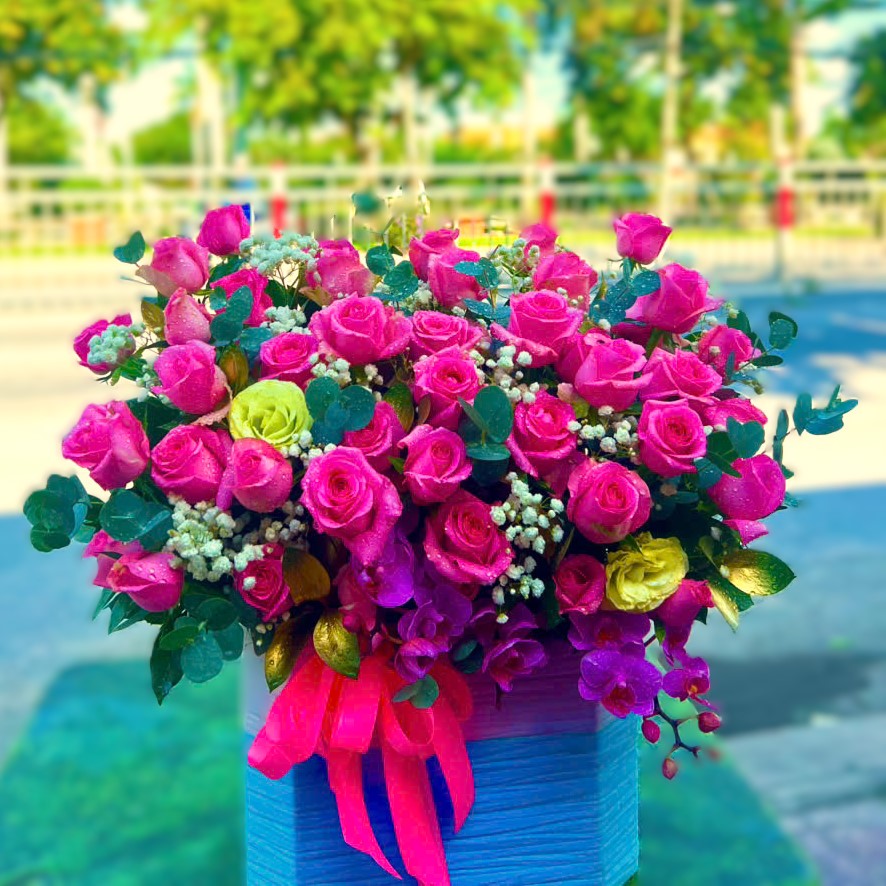 Giỏ Hoa Đa Dạng Tại Shop hoa tươi Nguyễn Minh