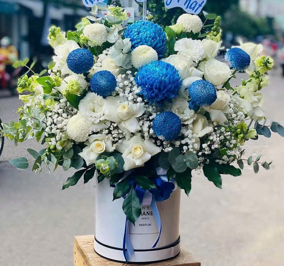 Giỏ Hoa Đa Dạng Tại Shop hoa tươi Nguyễn Minh