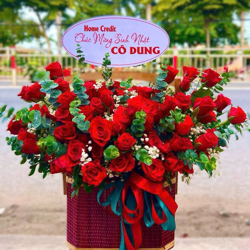 Giỏ Hoa Đa Dạng Tại Shop hoa tươi Nguyễn Minh