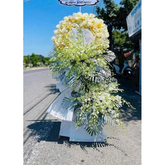 Kệ hoa viếng 18205