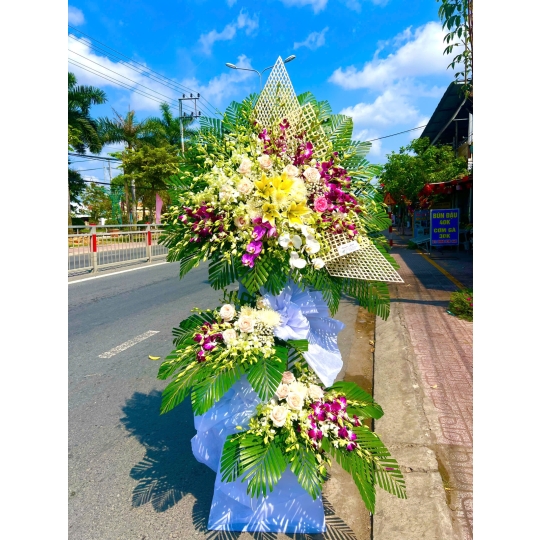 KỆ HOA VIẾNG 35699