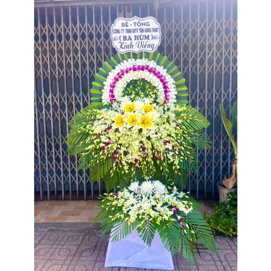 KỆ HOA VIẾNG 77843