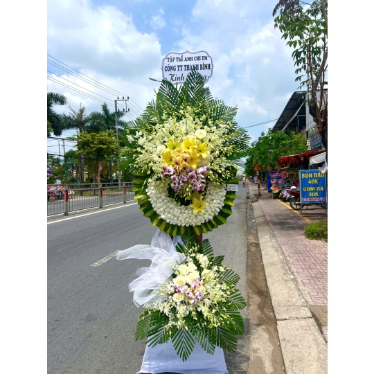 KỆ HOA VIẾNG 45578