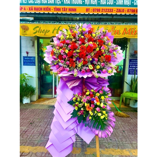 Kệ hoa chúc mừng - tại Cần Giuộc